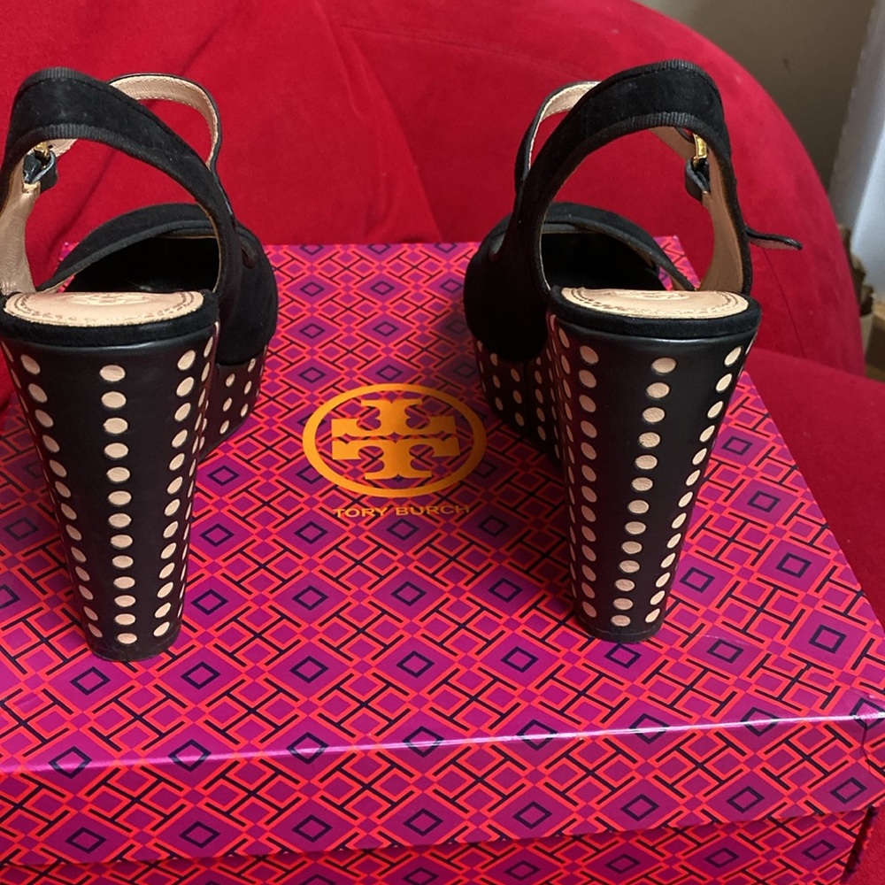 Tory Burch (Black) Lancaster suede/ Grosgrain 8.5 - Picture 3 of 5